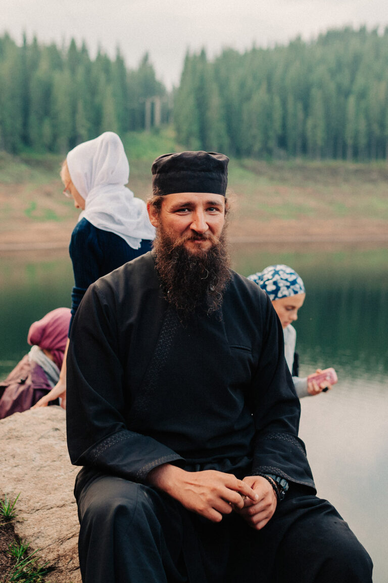 Read more about the article Povestea lui Dumnezeu scrisă în inima tinerilor